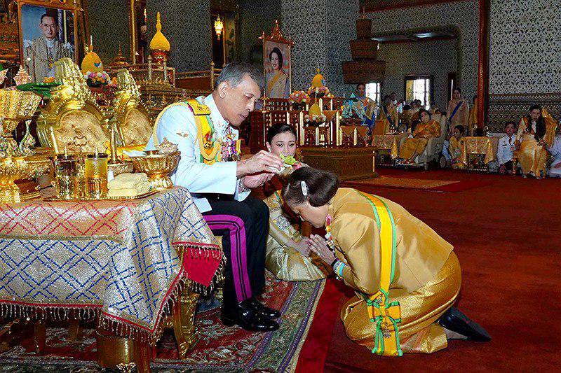 สมเด็จพระนางเจ้าสุทิดา พระบรมราชินี สมเด็จพระนางเจ้าสุทิดา พระบรมราชินี