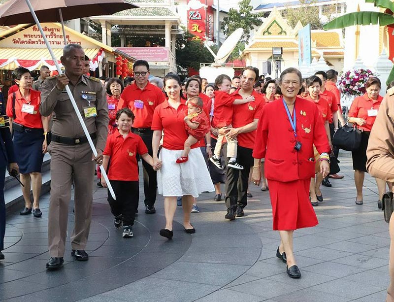 คุณพลอยไพลิน เจนเซ่น คุณพลอยไพลิน เจนเซ่น