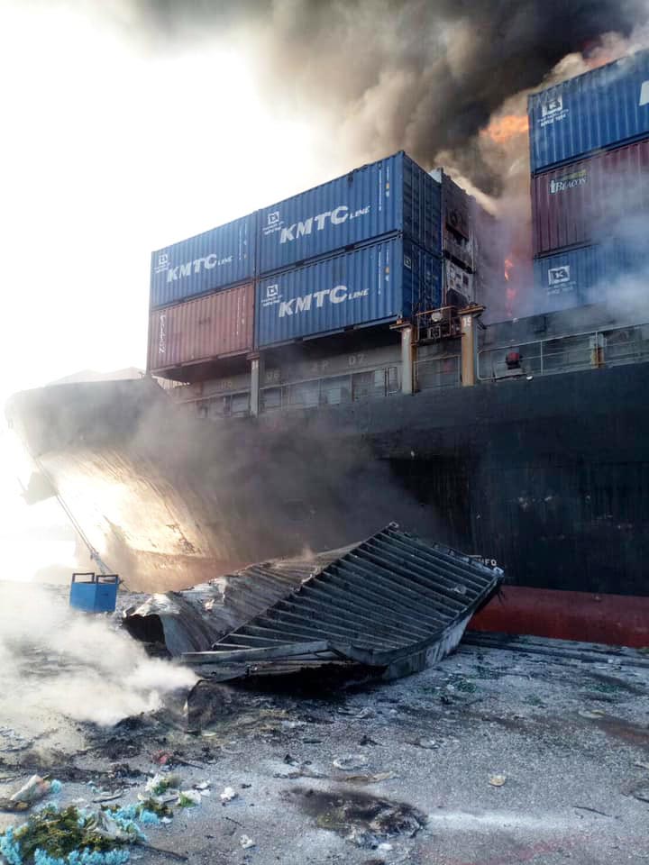 ไฟไหม้เรือบรรทุกตู้คอนเทนเนอร์ ไฟไหม้เรือบรรทุกตู้คอนเทนเนอร์