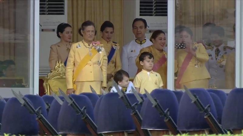 คุณพลอยไพลิน เจนเซ่น คุณพลอยไพลิน เจนเซ่น