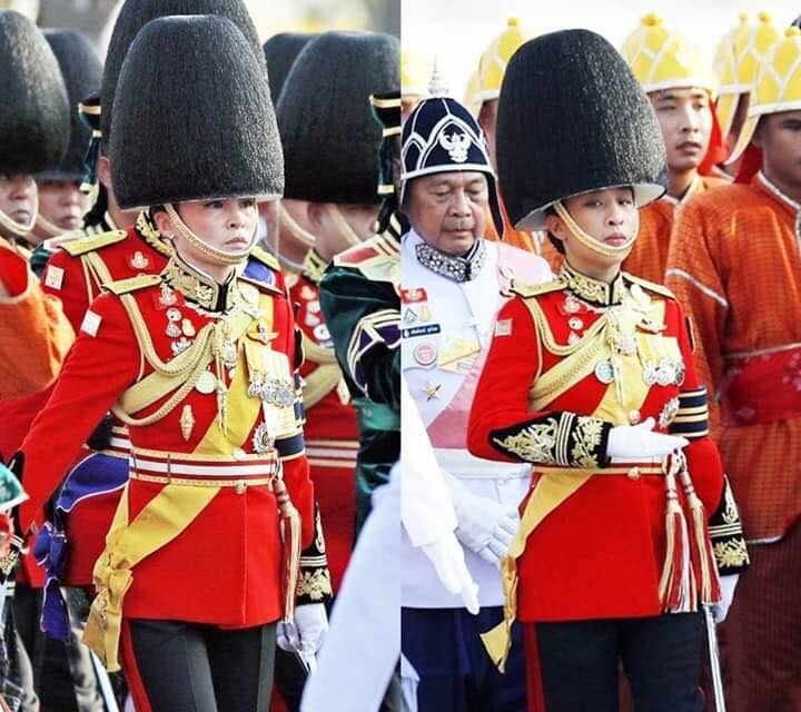 สมเด็จพระนางเจ้าฯ พระบรมราชินี สมเด็จพระนางเจ้าฯ พระบรมราชินี