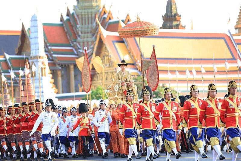 สมเด็จพระนางเจ้าฯ พระบรมราชินี สมเด็จพระนางเจ้าฯ พระบรมราชินี