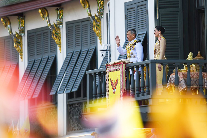 เสด็จออกสีหบัญชร เสด็จออกสีหบัญชร