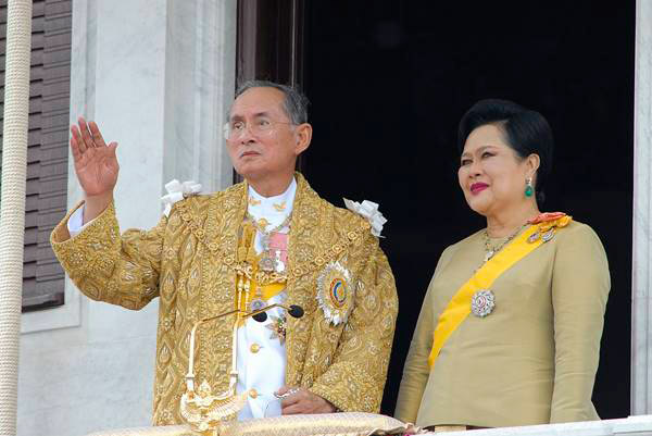 เสด็จออกสีหบัญชร เสด็จออกสีหบัญชร