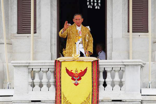 เสด็จออกสีหบัญชร เสด็จออกสีหบัญชร