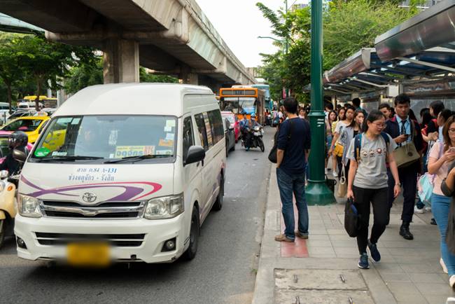ขึ้นค่าโดยสาร ขึ้นค่าโดยสาร