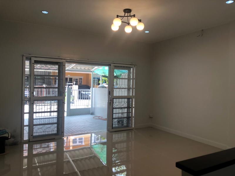 รีโนเวทบ้านทาวน์เฮ้าส์ 2 ชั้น รีโนเวทบ้านทาวน์เฮ้าส์ 2 ชั้น