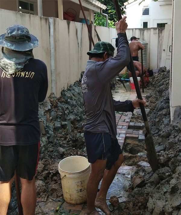 รีโนเวทบ้านเก่าสามชั้น รีโนเวทบ้านเก่าสามชั้น