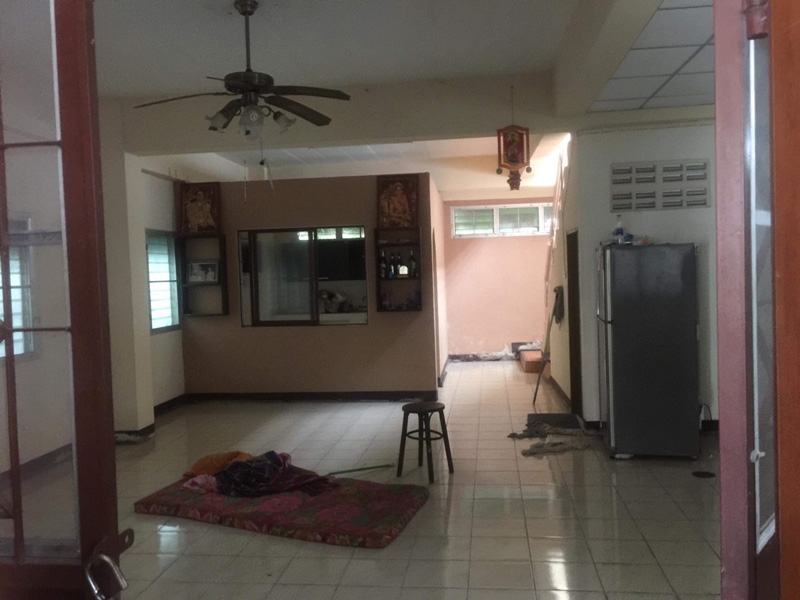 รีโนเวทบ้านสองชั้น รีโนเวทบ้านสองชั้น