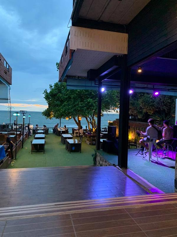 ร้านอาหารบางแสน ร้านอาหารบางแสน