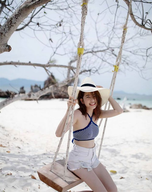 รถ Ferrari 812 SuperFast รถ Ferrari 812 SuperFast