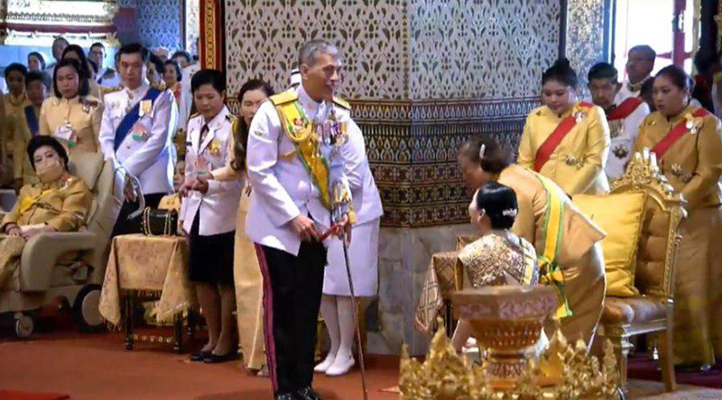 พระบาทสมเด็จพระเจ้าอยู่หัว พระบาทสมเด็จพระเจ้าอยู่หัว