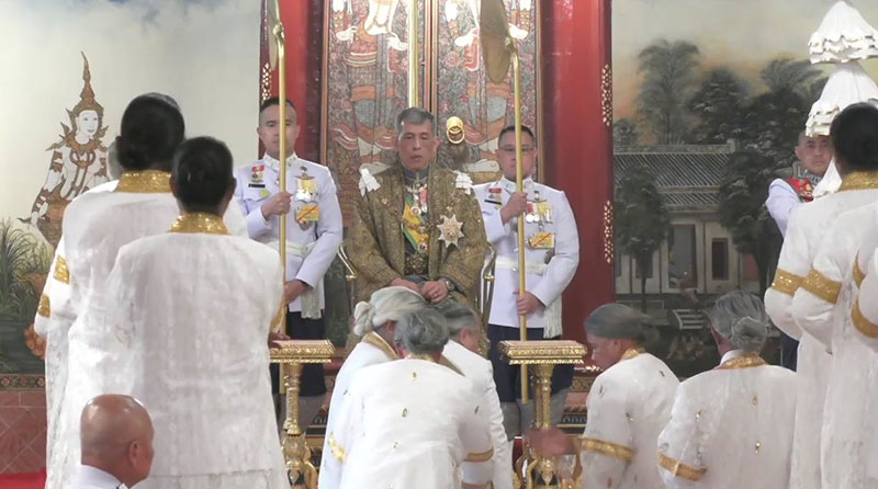 สมเด็จพระเจ้าอยู่หัว สมเด็จพระเจ้าอยู่หัว