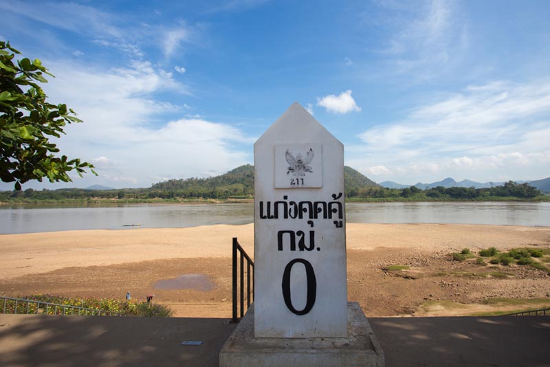 แก่งคุดคู้ แก่งหินขนาดใหญ่กว้างเกือบจรดสองฝั่งแม่น้ำโขง ช่วงเวลาที่เหมาะสมมาเที่ยวชมคือเดือนกุมภาพันธ์-พฤษภาคม
