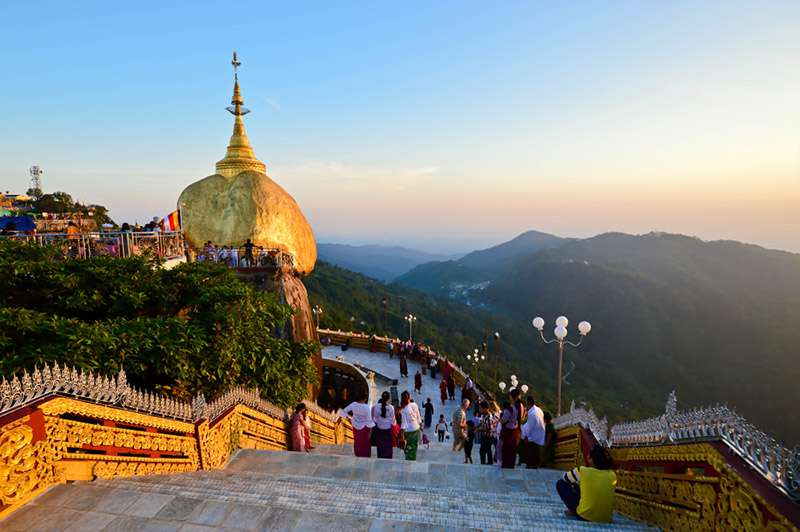 ไหว้พระพม่า ไหว้พระพม่า