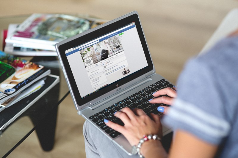 Facebook Facebook