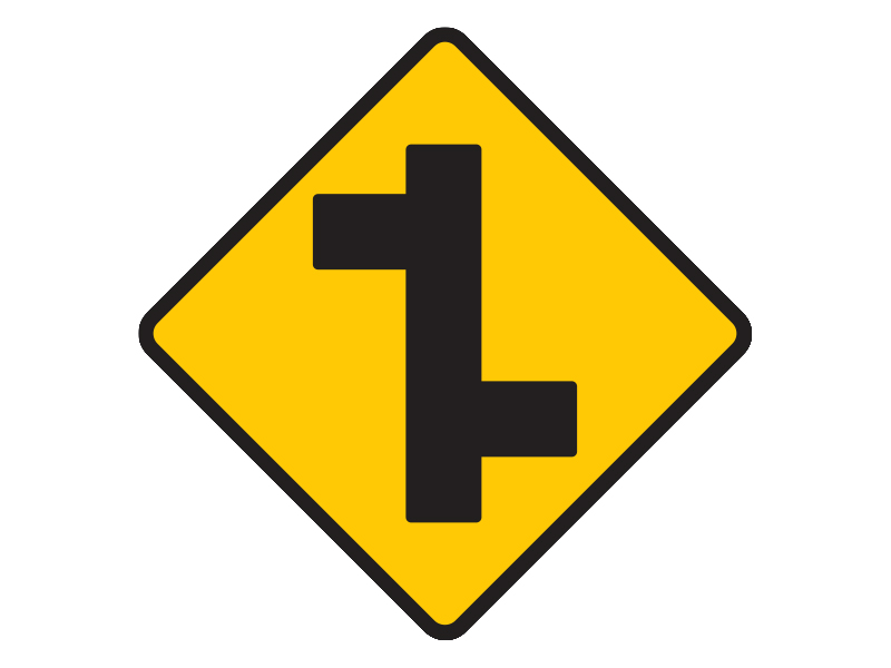 ป้ายจราจร ทางโทแยกทางเอกเยื้องกันเริ่มขวา