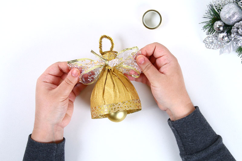 DIY ขวดน้ำพลาสติกเป็นของแต่งบ้าน DIY ขวดน้ำพลาสติกเป็นของแต่งบ้าน