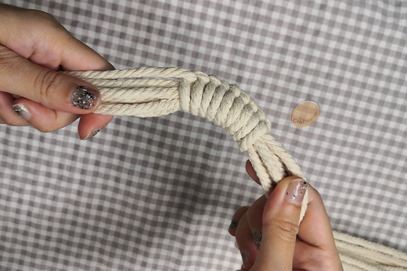 วิธีถักมาคราเม่ DIY เชือกแขวนกระถางต้นไม้ทำเอง วิธีถักมาคราเม่ DIY เชือกแขวนกระถางต้นไม้ทำเอง