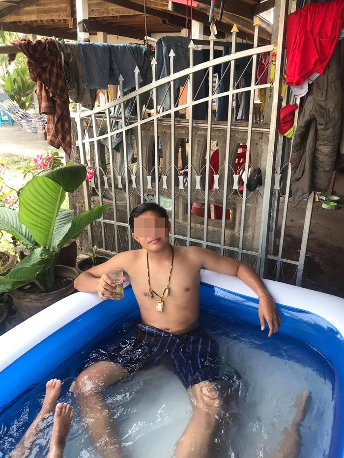 ฝ่าฝืน พ.ร.ก.ฉุกเฉิน ฝ่าฝืน พ.ร.ก.ฉุกเฉิน