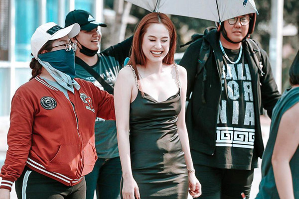 ขวัญ อุษามณี ขวัญ อุษามณี