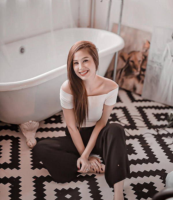 ขวัญ อุษามณี ขวัญ อุษามณี