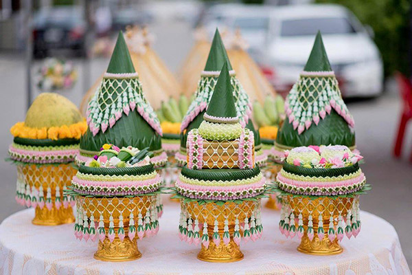 พานขันหมาก พานขันหมาก