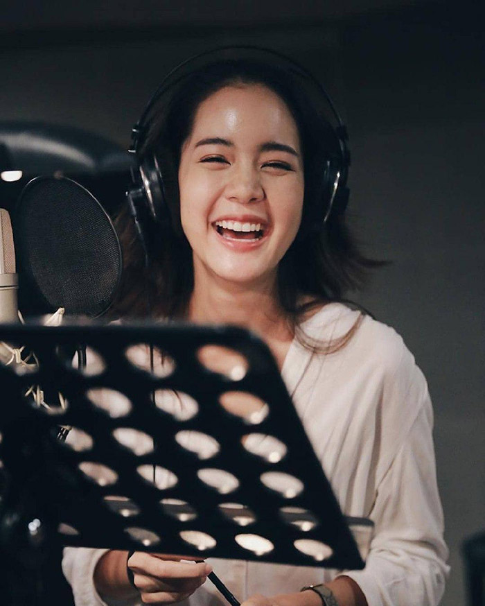 โบว์ เมลดา โบว์ เมลดา