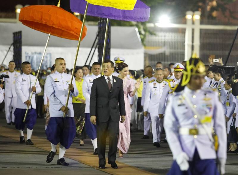 ในหลวง พระราชินี เสด็จฯ ในหลวง พระราชินี เสด็จฯ