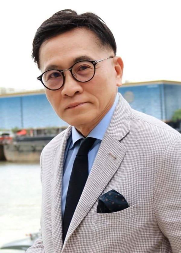 เรวัต วิศรุตเวช เรวัต วิศรุตเวช