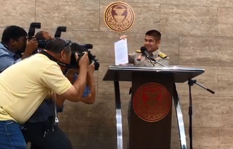 ธรรมนัส พรหมเผ่า ธรรมนัส พรหมเผ่า