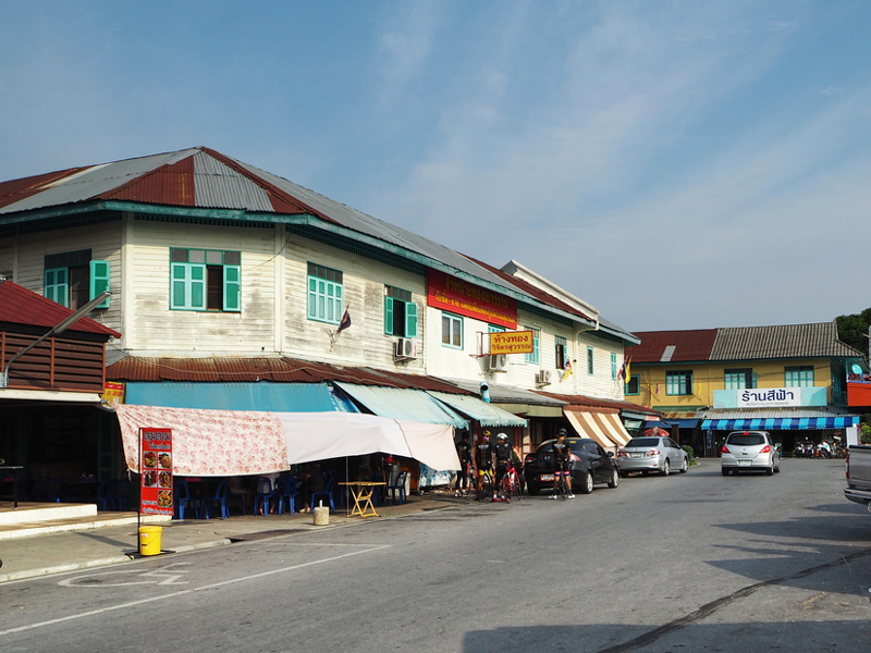 ที่เที่ยวนครปฐม ตลาดท่านา