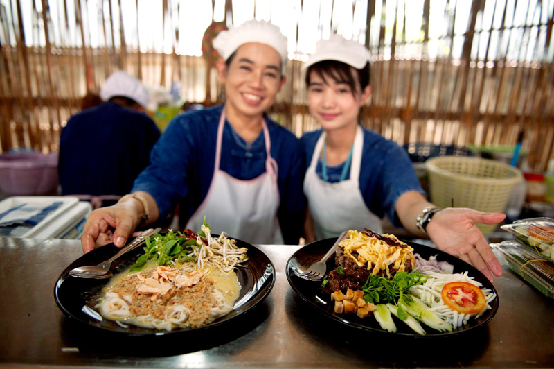 ที่เที่ยวนครปฐม สามพราน ริเวอร์ไซด์ และตลาดสุขใจ