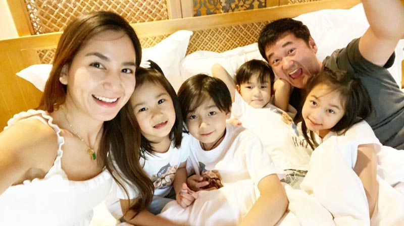 พลอย ชิดจันทร์ พลอย ชิดจันทร์