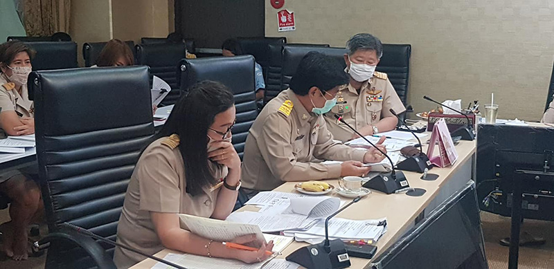 แจกเงินคนรังสิตบ้านละ 1,000 แจกเงินคนรังสิตบ้านละ 1,000