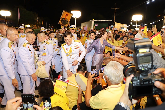 ในหลวง ร.10 ในหลวง ร.10