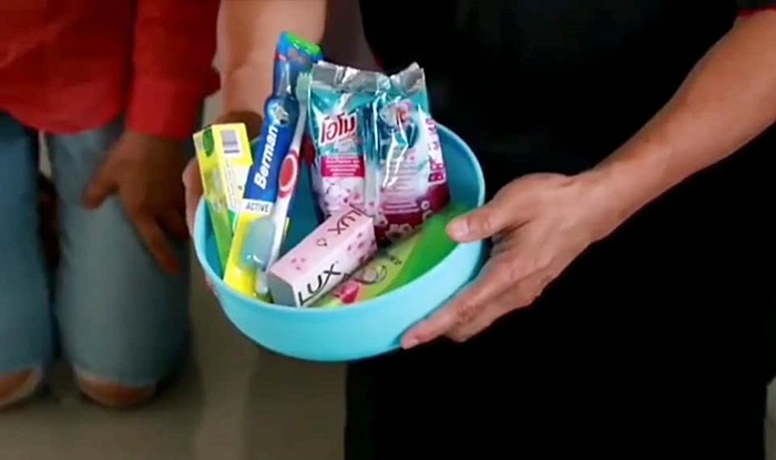 ผีน้อย ผีน้อย