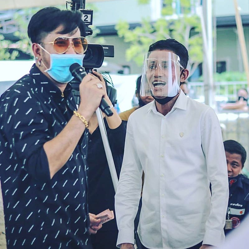โรเบิร์ต สายควัน โรเบิร์ต สายควัน