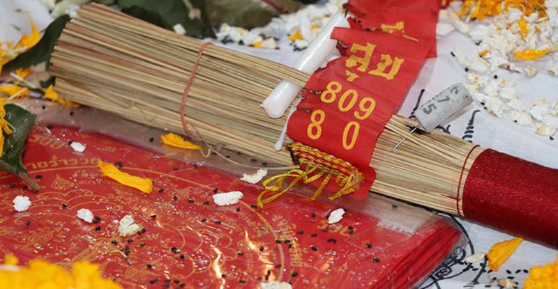 เลขเด็ดไอ้ไข่ วัดไทรย์ เลขเด็ดไอ้ไข่ วัดไทรย์