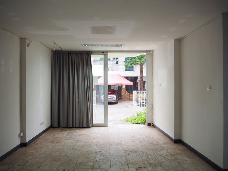 รีโนเวททาวน์โฮม รีโนเวททาวน์โฮม