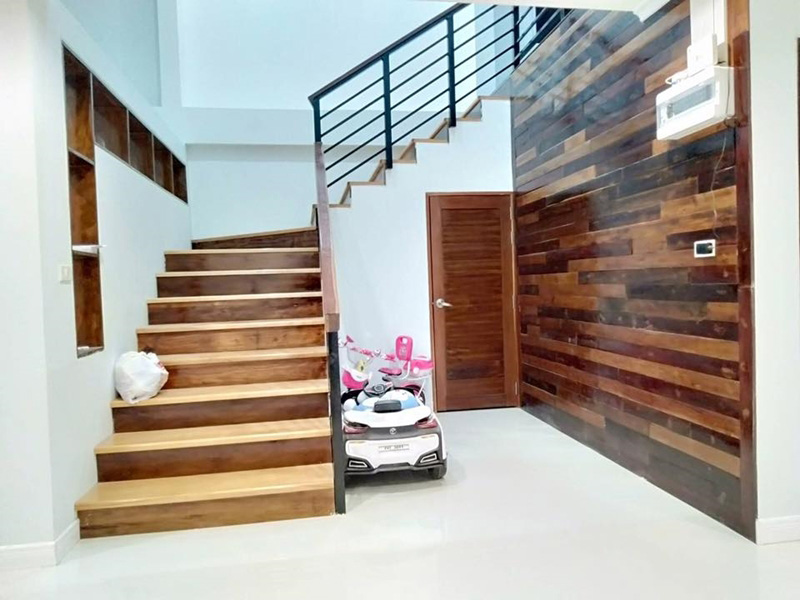 รีโนเวทบ้านไม้ 2 ชั้น รีโนเวทบ้านไม้ 2 ชั้น