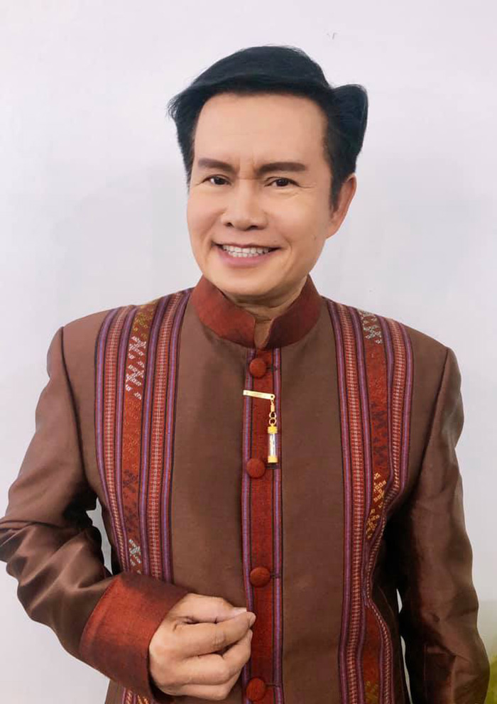 มนต์สิทธิ์ คำสร้อย มนต์สิทธิ์ คำสร้อย