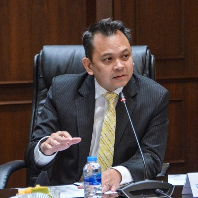 นายณัฏฐพล ทีปสุวรรณ นายณัฏฐพล ทีปสุวรรณ