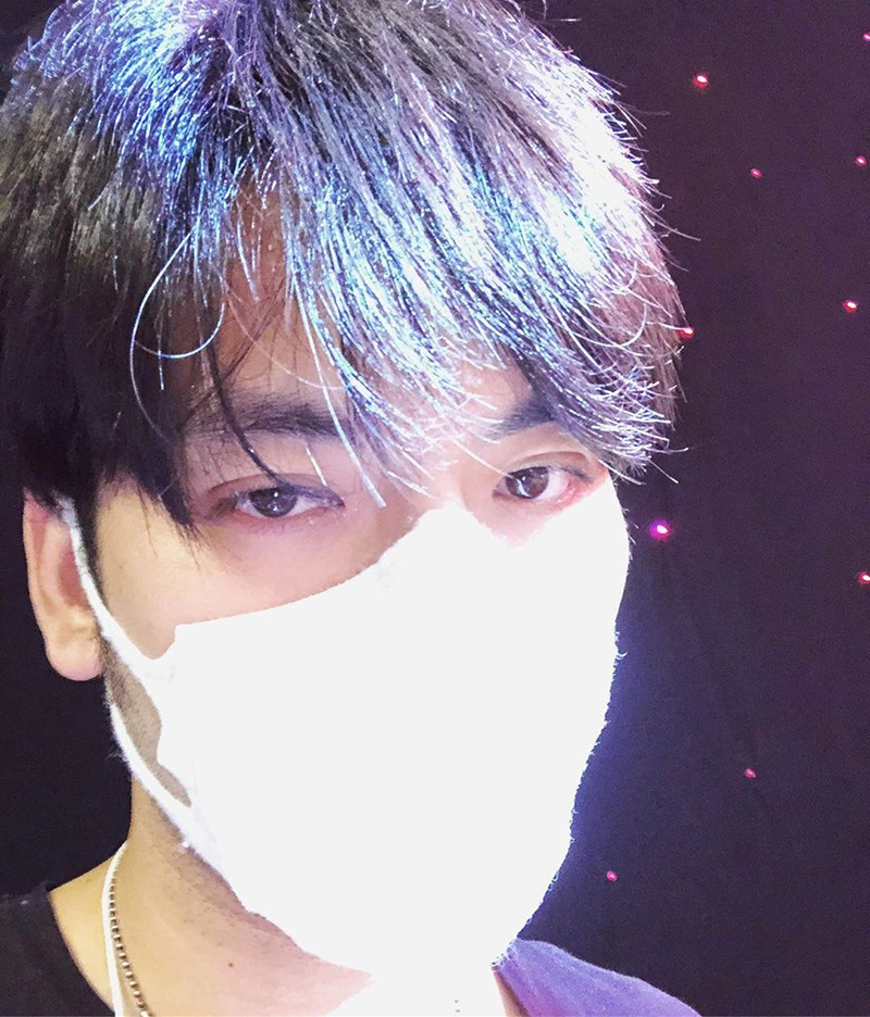 บอม ธนิน บอม ธนิน