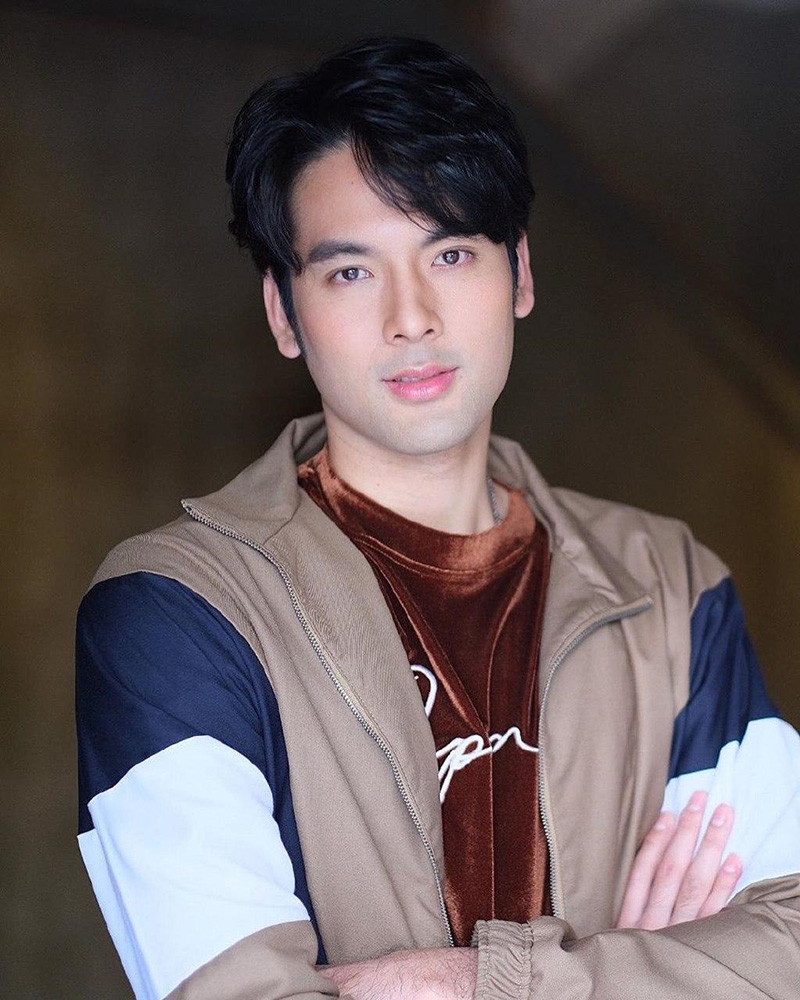 บอม ธนิน บอม ธนิน