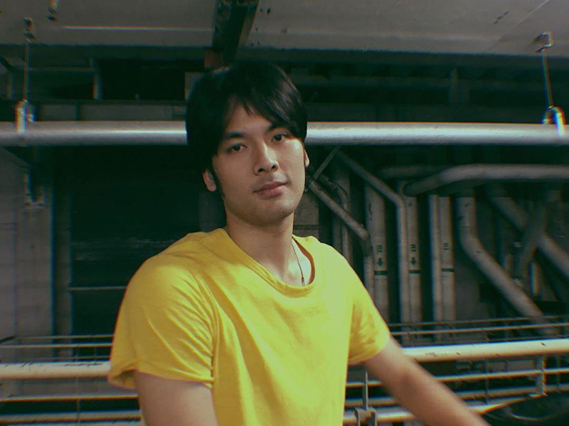 บอม ธนิน บอม ธนิน