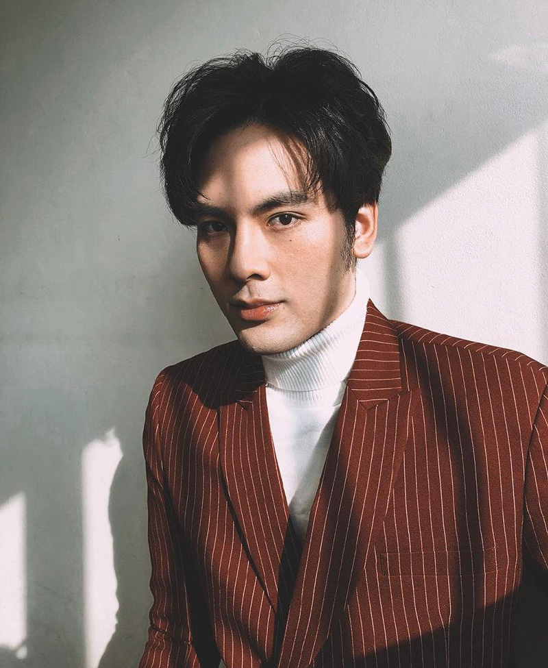 บอม ธนิน บอม ธนิน