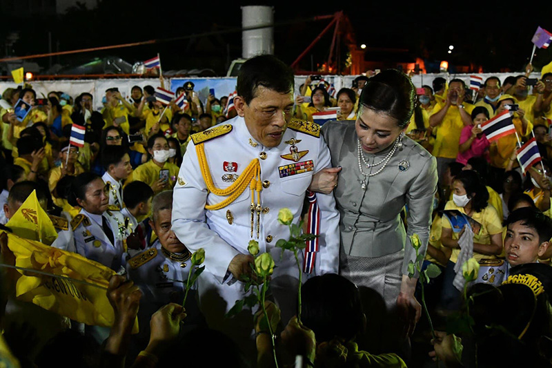 ในหลวง - พระราชินี ในหลวง - พระราชินี