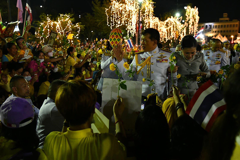 ในหลวง - พระราชินี ในหลวง - พระราชินี