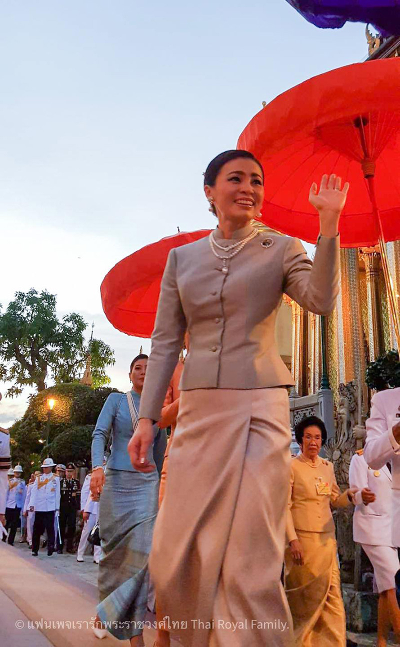 ในหลวง - พระราชินี ในหลวง - พระราชินี